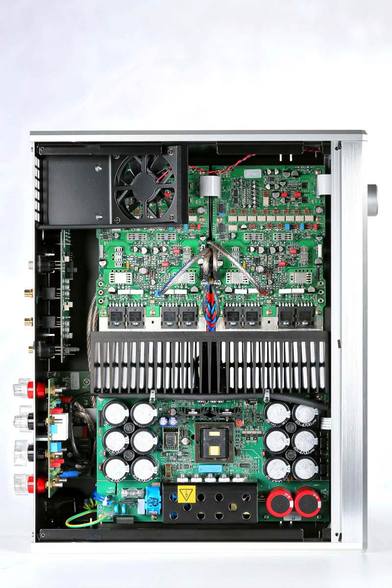 PA 2000 R (4)